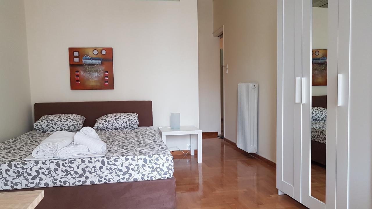 Menta Errathens Apartment - Athens Center, 5 Bd, 2 Bath Экстерьер фото