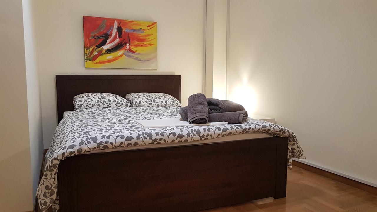 Menta Errathens Apartment - Athens Center, 5 Bd, 2 Bath Экстерьер фото